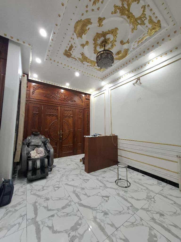 >>BIỆT THỰ NGAY CHỢ BÌNH CHÁNH<<